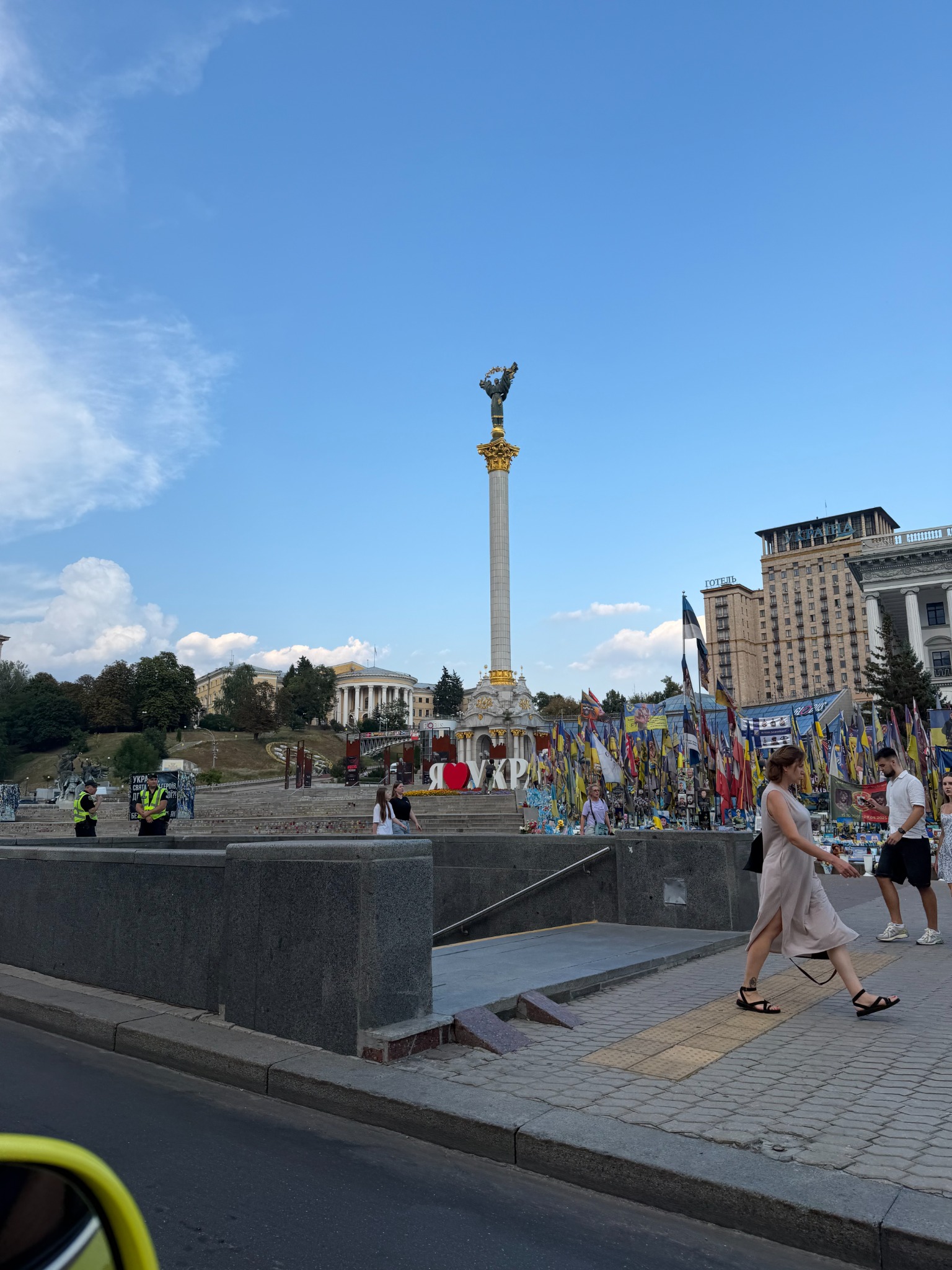 Kiew – Maidan und Unabhängigkeitsdenkmal